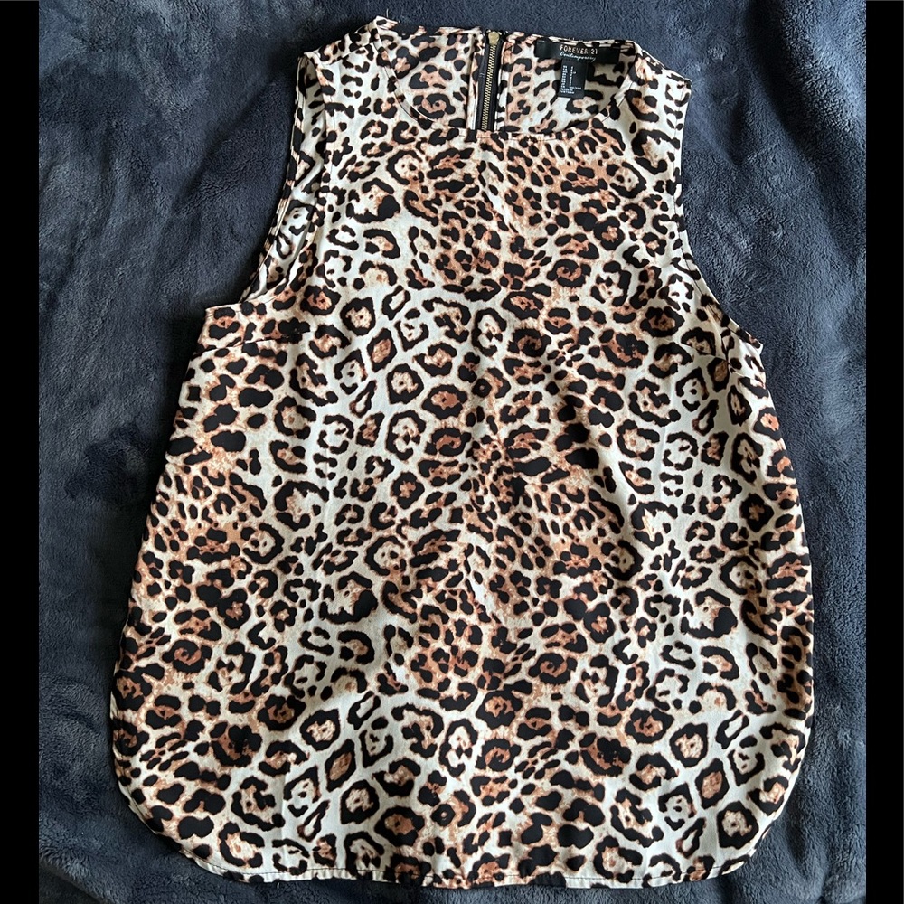Forever21 Cheetah Print Top💕